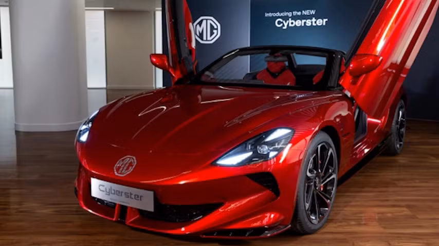 morris garages mg quay tro lai thi truong xe voi chiec mg cyberster hinh 8