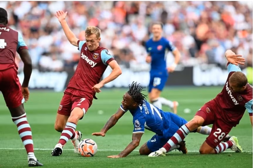 chelsea nhan that bai cay dang truoc chu nha west ham hinh 1