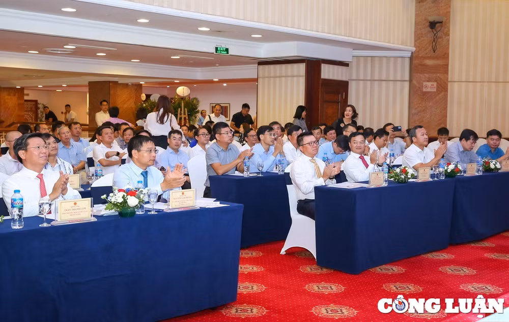 that chat moi quan he gan bo giua bo giao thong van tai va cac co quan bao chi phong vien nha bao hinh 1