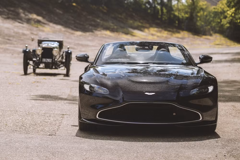 Aston Martin Vantage Roadster. Ảnh: Aston Martin