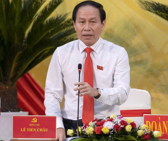 Ông Lê Tiến Châu.