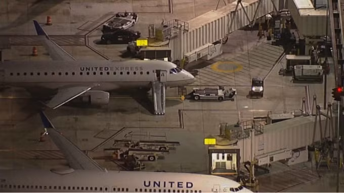 Chuyến bay mang số hiệu 5365 của hãng United Express vừa gặp sự cố (giờ địa phương). Ảnh: Business Insider.