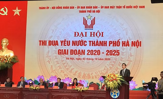 Phó Giáo sư, Tiến sĩ, bác sĩ Nguyễn Duy Ánh, Giám đốc Bệnh viện Phụ sản Hà Nội phát biểu tại Đại hội Thi đua yêu nước TP. Hà Nội giai đoạn 2020 – 2025.