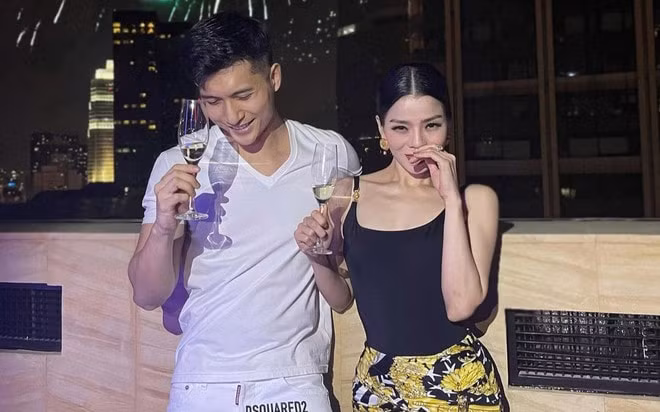 Khoảnh khắc tình tứ của Lệ Quyên và Lâm Bảo Châu