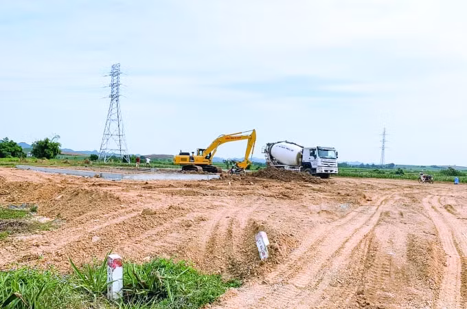 Công tác giải phóng mặt bằng được thực hiện hết sức khẩn trương.