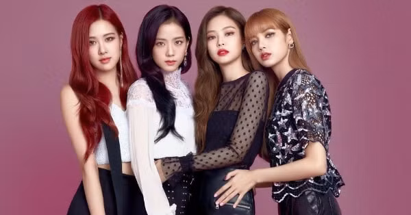 Bốn cô gái nhà YG đã có một năm thành công và trở thành nhóm nhạc nữ hàng đầu Kpop.
