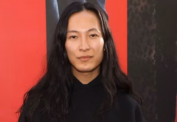 Alexander Wang phủ nhận cáo buộc tấn công tình dục nhiều người mẫu nam.