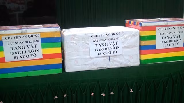 Tang vật vụ án.