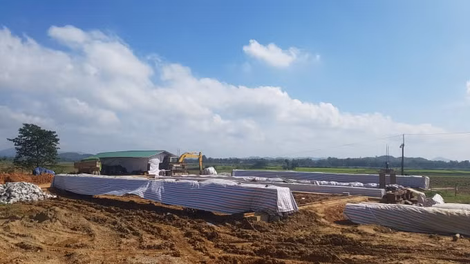 Nhà thầu đã tiến hành đổ xong nhiều dầm cầu