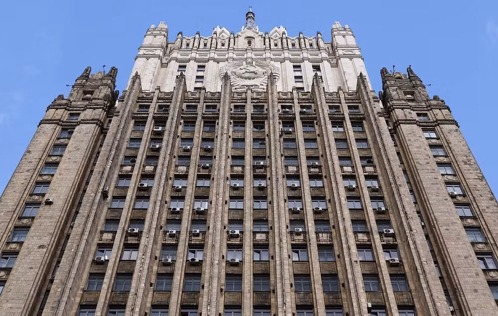 Tòa nhà Bộ Ngoại giao Nga trên quảng trường Smolenskaya-Sennaya ở thủ đô Moscow, Nga. Ảnh: TASS