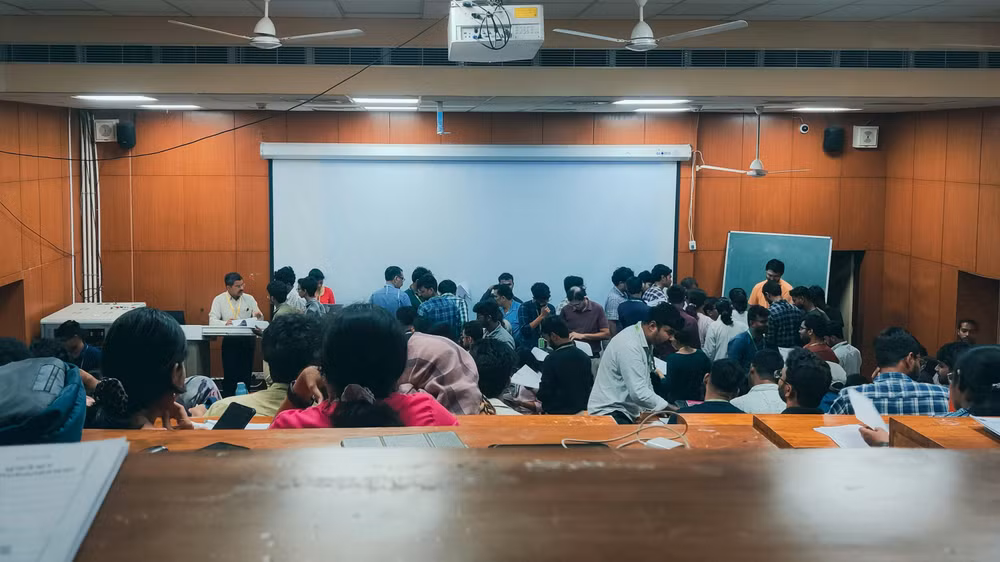 Một phòng học ở Ấn Độ. Ảnh: Unsplash