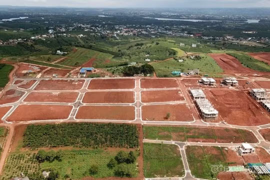 HoREA cảnh báo chiêu 'phân lô bán nền' núp bóng tách thửa, người mua đất ngoài dự án dễ gặp rủi ro