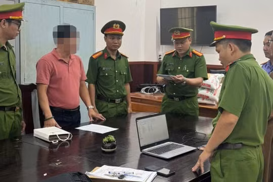 Khởi tố, bắt tạm giam nhân viên ngân hàng lừa đảo số tiền hơn 70 tỷ đồng