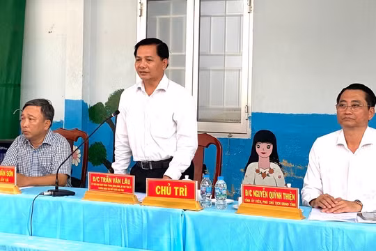 Vĩnh Long: Công khai số điện thoại đường dây nóng xử lý vi phạm tại 2 mỏ cát sông Hậu