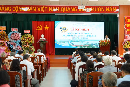 Ngành Thống kê tỉnh Vĩnh Long đánh dấu 50 năm vươn mình và khát vọng chuyển đổi số
