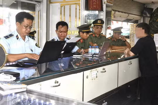 Vĩnh Long xử phạt gần 100 cơ sở kinh doanh vàng với số tiền hơn 1,9 tỷ đồng