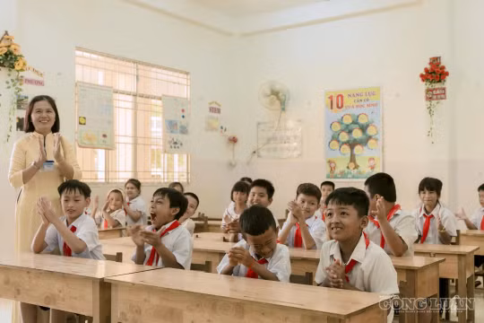 Vĩnh Long: Niềm vui đến trường của nhiều học sinh đồng bào Khmer