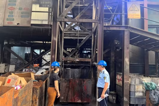 TPHCM: Hơn 40.000 sản phẩm giả nhãn hiệu, gần 100kg thịt heo không rõ nguồn gốc bị xử lý