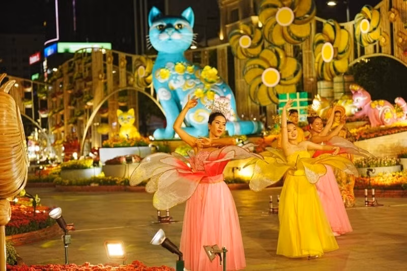 khai mac duong hoa nguyen hue tet quy mao hinh 3