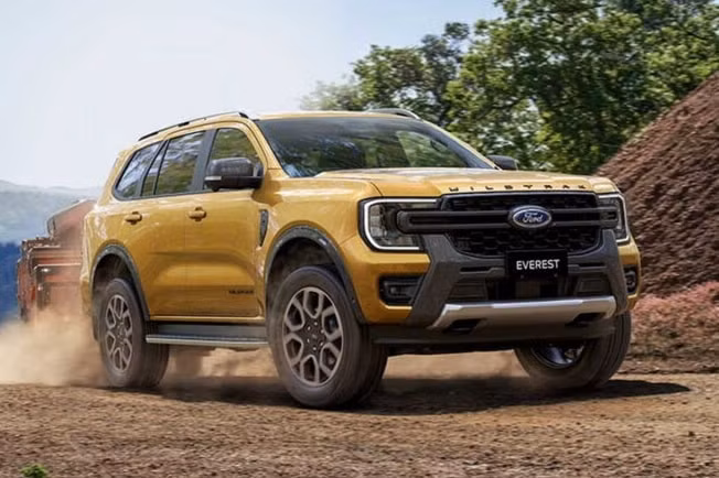 ford everest co them phien ban wildtrak hinh 2