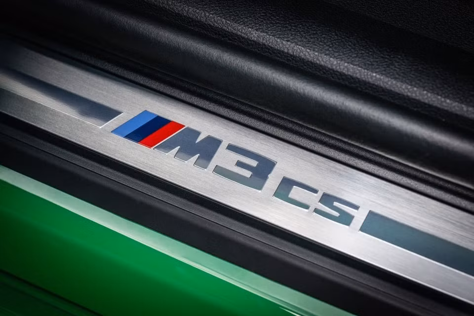 bmw m3 cs moi duoc tinh chinh thiet ke va hieu nang hinh 3