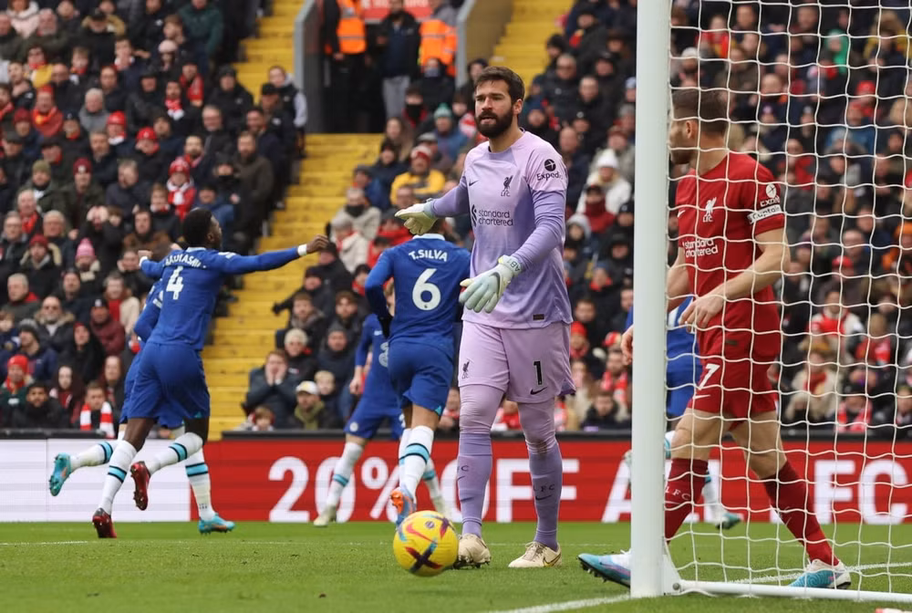var khong cong nhan ban thang chelsea chia diem voi liverpool hinh 3