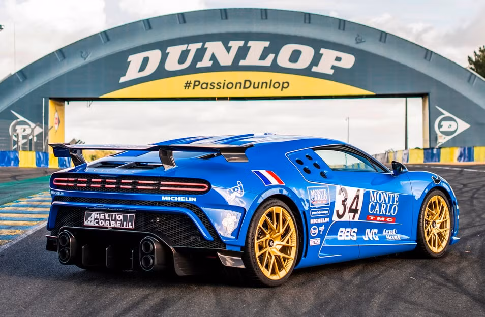 chiec bugatti centodieci duy nhat duoc lay cam hung tu xe dua hinh 11