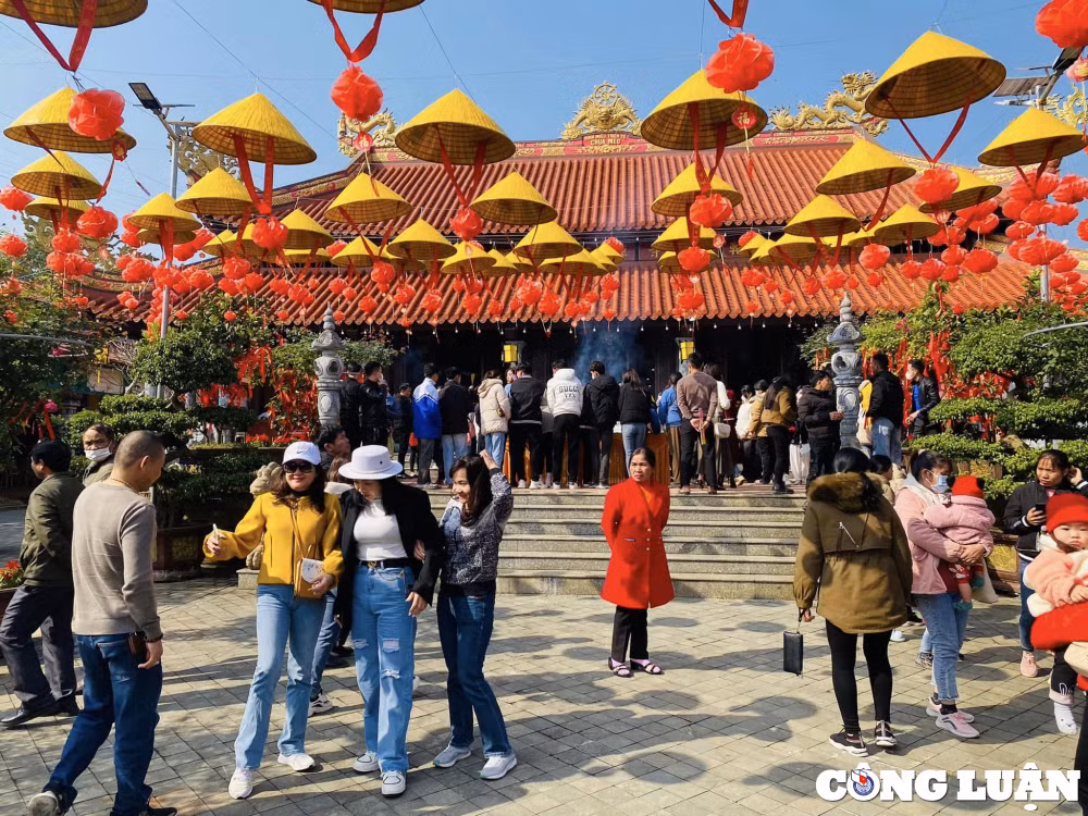 thanh hoa tong thu du lich tet nguyen dan uoc dat 357 ty dong hinh 3