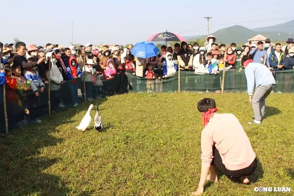 khai hoi chua huong tich mo dau nam du lich ha tinh 2023 hinh 15