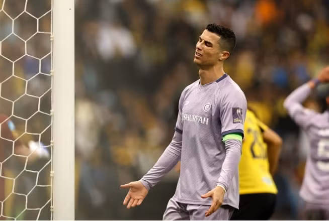 ronaldo so huu chiec dong ho doc nhat vo nhi tren the gioi hinh 8