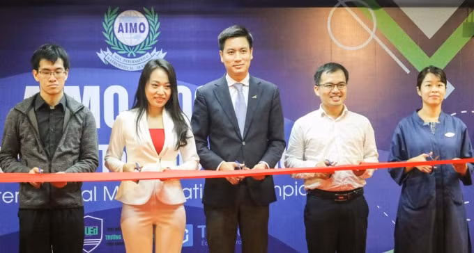 Lễ phát động và công bố cổng đăng ký của cuộc thi AIMO Việt Nam 2020 mang tên Đấu trường Toán học châu Á.