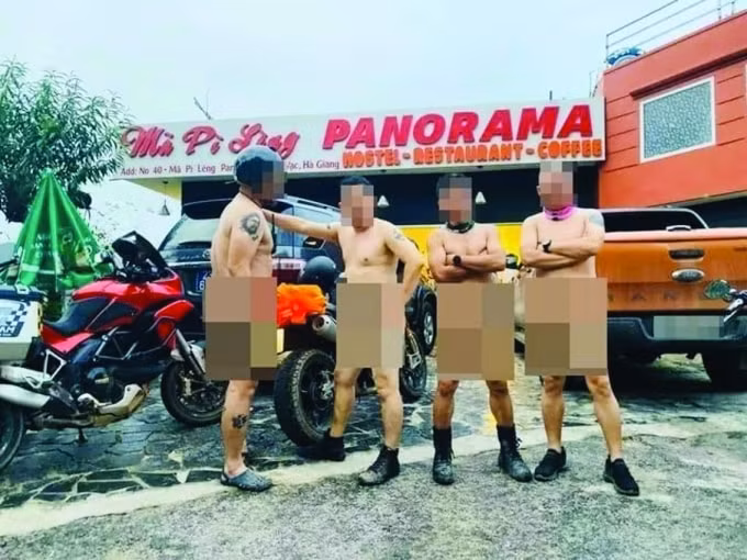 Khỏa thân phản cảm trên đỉnh Mã Pì Lèng.
