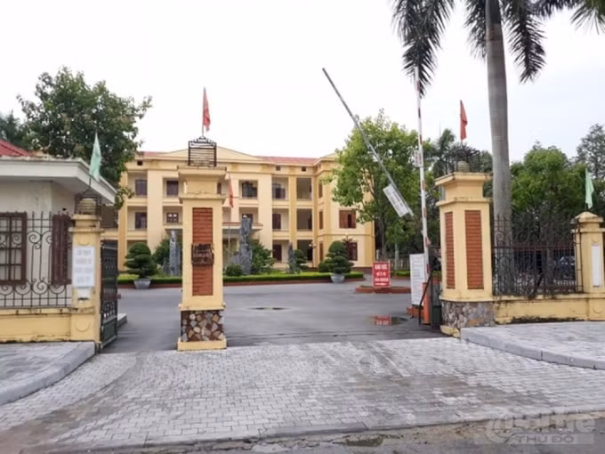 Trong năm 2019, UBND huyện Quảng Xương không nhận được kiến nghị nào từ các đơn vị tham gia dự thầu và các đơn vị liên quan.