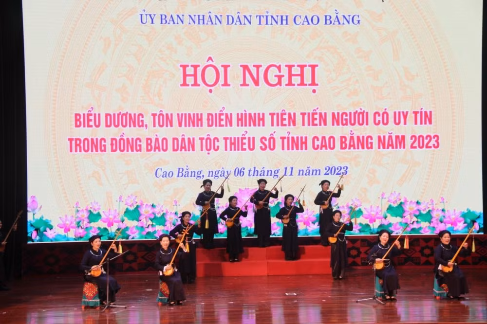 cao bang ton vinh 150 dien hinh tien tien la nguoi co uy tin trong dong bao dtts nam 2023 hinh 1