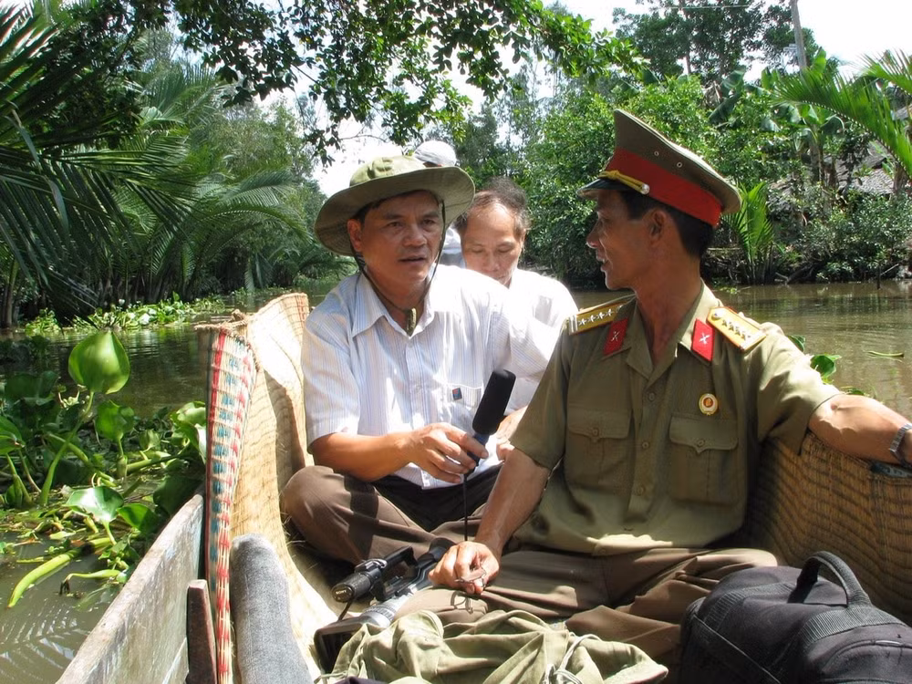 nghia tinh gui toi mai sau hinh 1