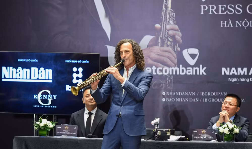 dem nhac kenny g live in vietnam hua hen nhung bat ngo hinh 3