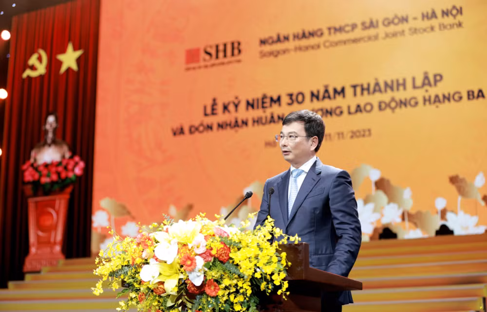 shb nhan huan chuong lao dong hang ba nhan ky niem 30 nam thanh lap hinh 2