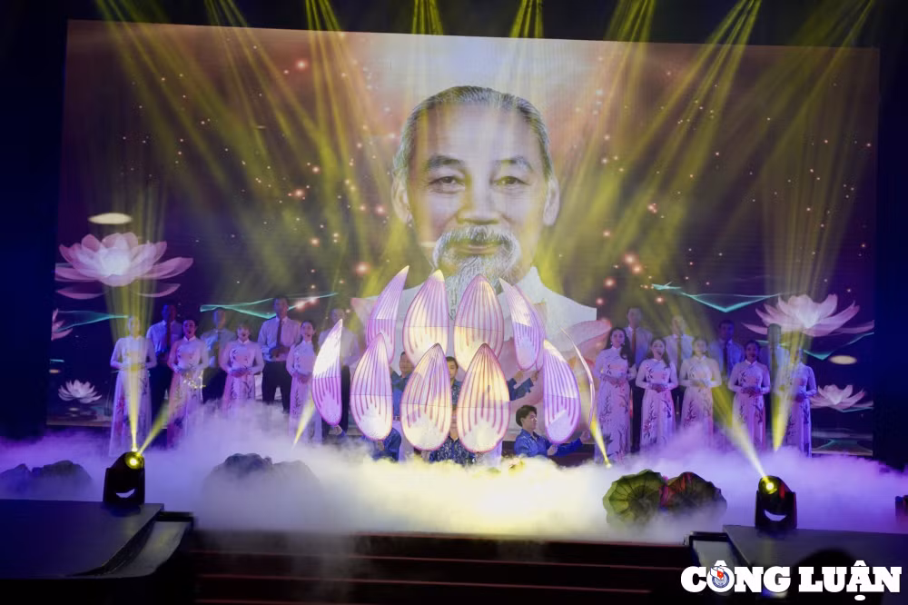 giao luu nghe thuat viet nam lao nghia tinh sat son doi doi ben vung hinh 1