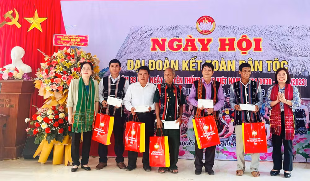 quang nam doi song vat chat tinh than cua nguoi dan a lieng tung buoc duoc nang cao hinh 6
