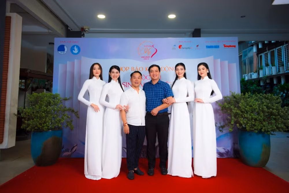 nha thiet ke viet hung danh tron tam huyet cho cuoc thi hoa khoi sinh vien viet nam 2023 hinh 8