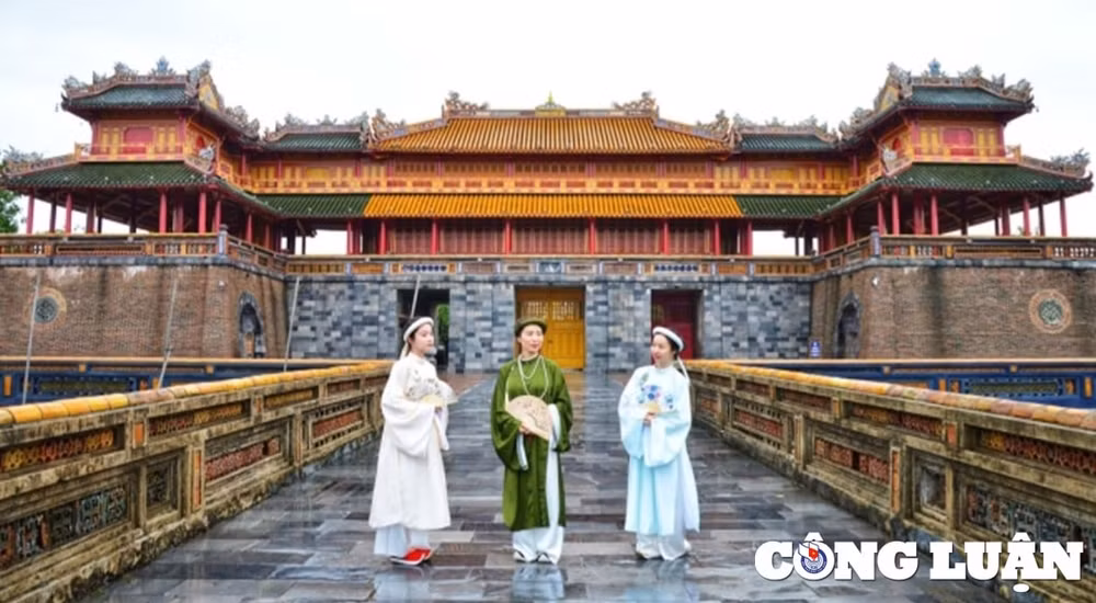 thua thien hue xay dung dac trung van hoa de phat trien kinh te hinh 2
