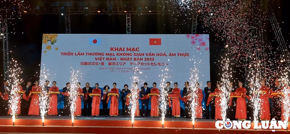 le hoi hokkaido ha long nam 2023 chinh thuc khai mac hinh 8