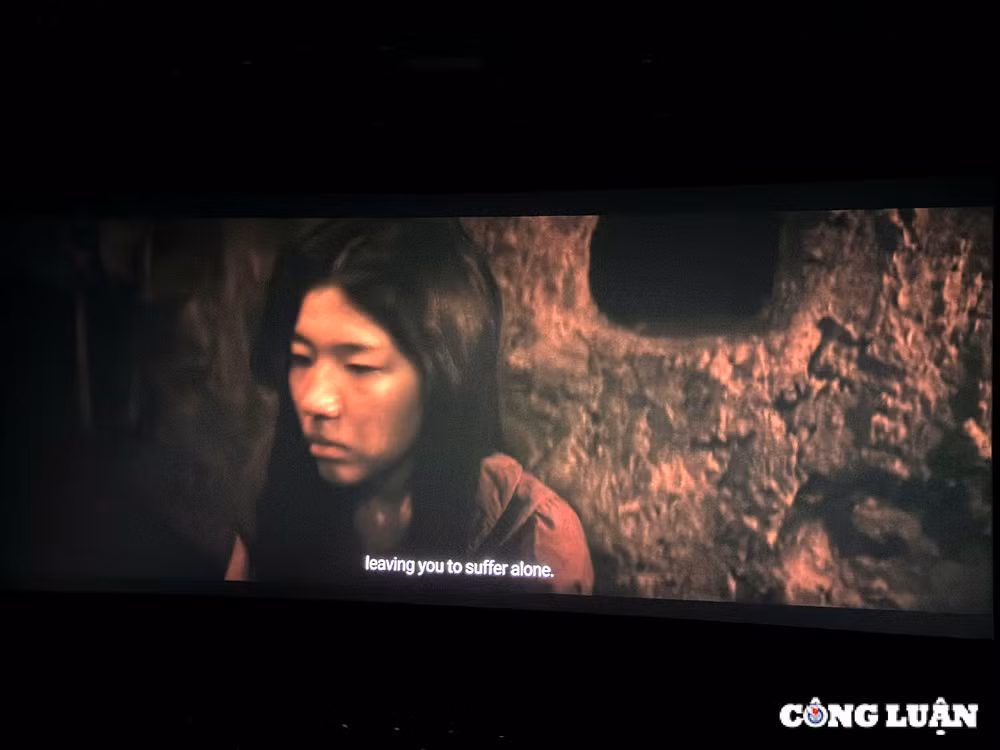 dia dao mat troi trong bong toi cua bui thac chuyen chinh thuc ra rap hinh 5