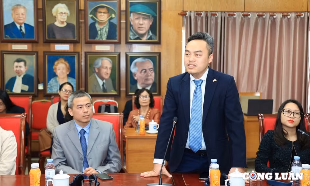 thuc day quan he huu nghi toan dien viet nam rumania hinh 7