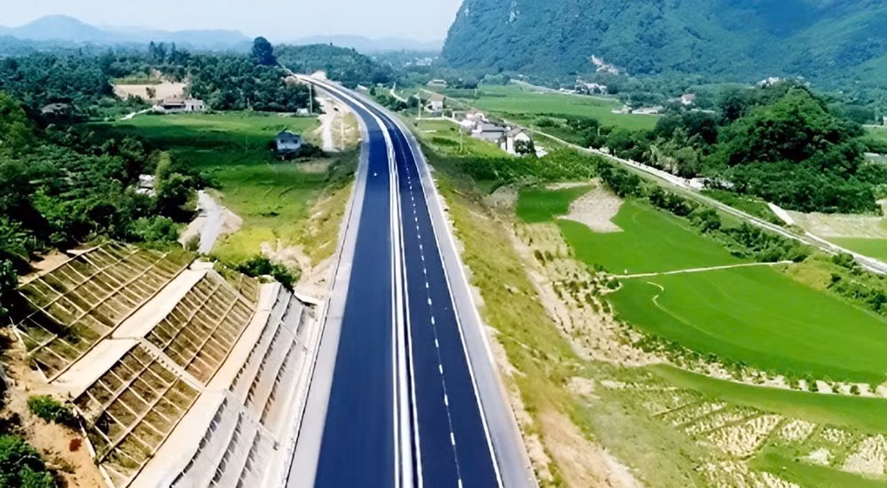 son la moi thau 1462 ty dong cho du an thanh phan cua cao toc hoa binh moc chau hinh 1