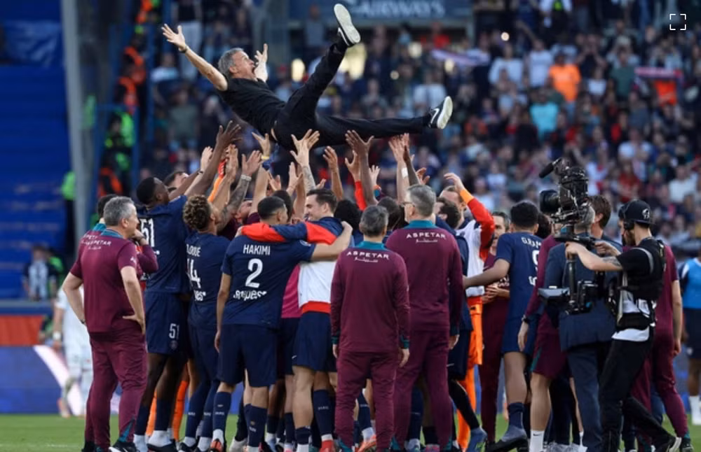 thang angers psg gianh chuc vo dich ligue 1 som 6 vong dau hinh 2
