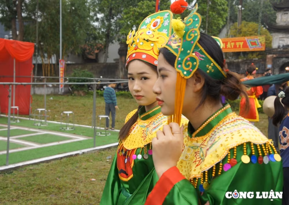 nguoi dan yen so hao hung voi nghi le ruoc gia hinh 10