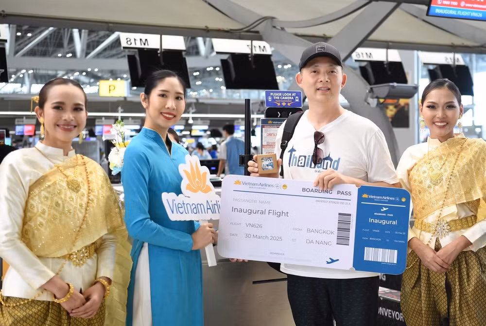 don song tang truong du lich vietnam airlines mo lai loat duong bay quoc te hinh 7