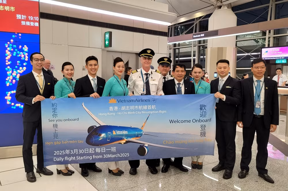 don song tang truong du lich vietnam airlines mo lai loat duong bay quoc te hinh 1
