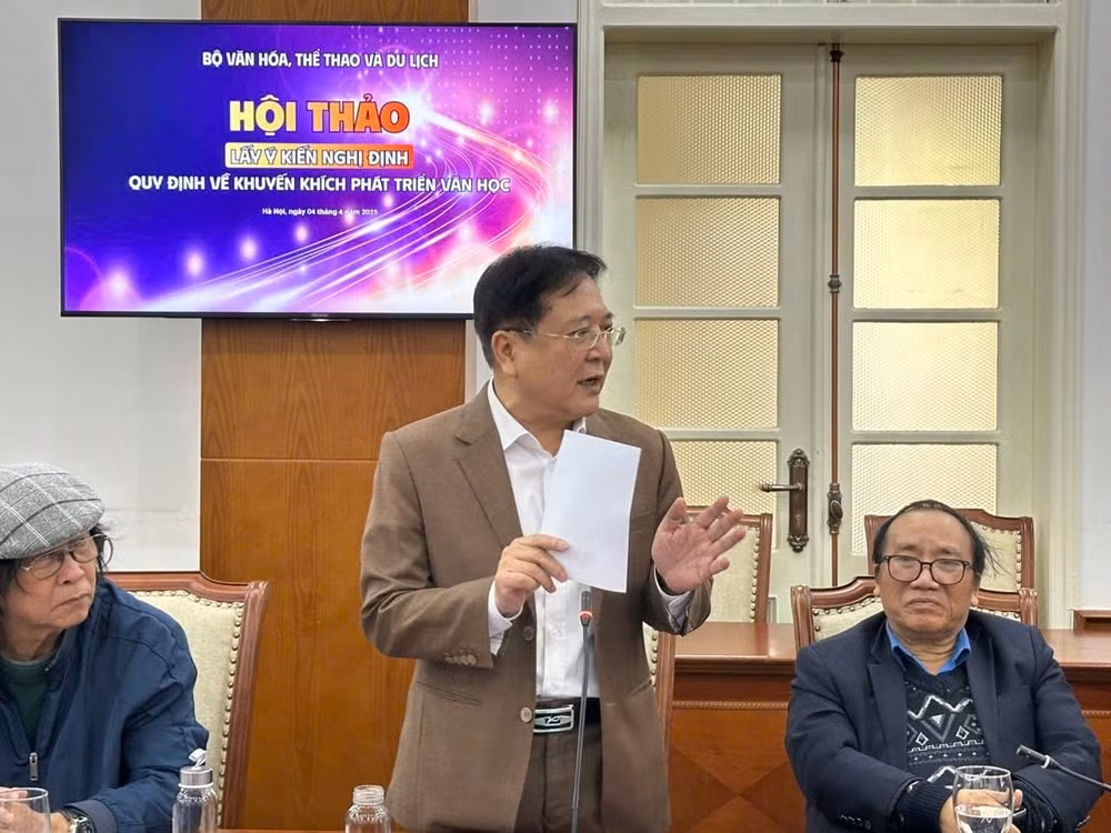 van hoc viet cho cu huych moi tu du thao nghi dinh ho tro sang tac hinh 2